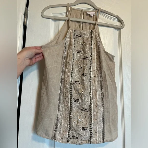 Shyanne Tank Top - Picture 2 of 4